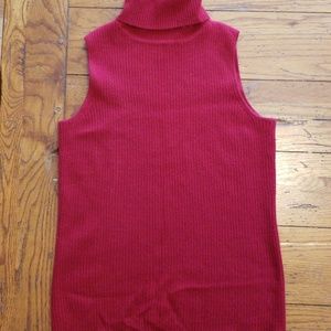 Red Cashmere sleeveless sweater